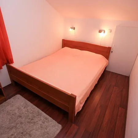 Apartment Miroslav