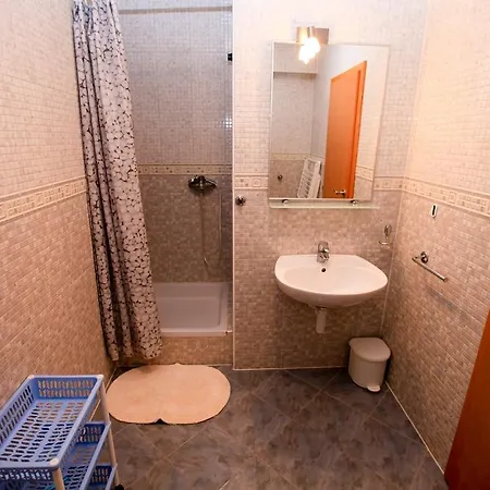 Miroslav Apartment *