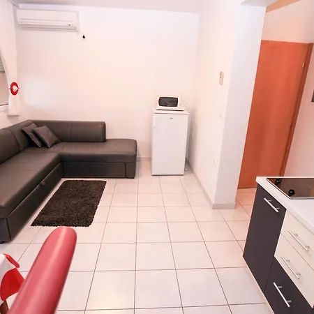 Miroslav Apartment