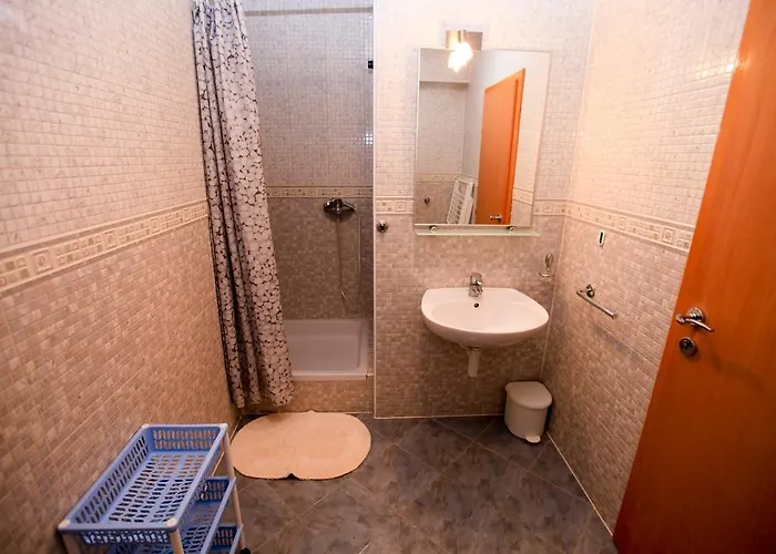 Miroslav Apartman *